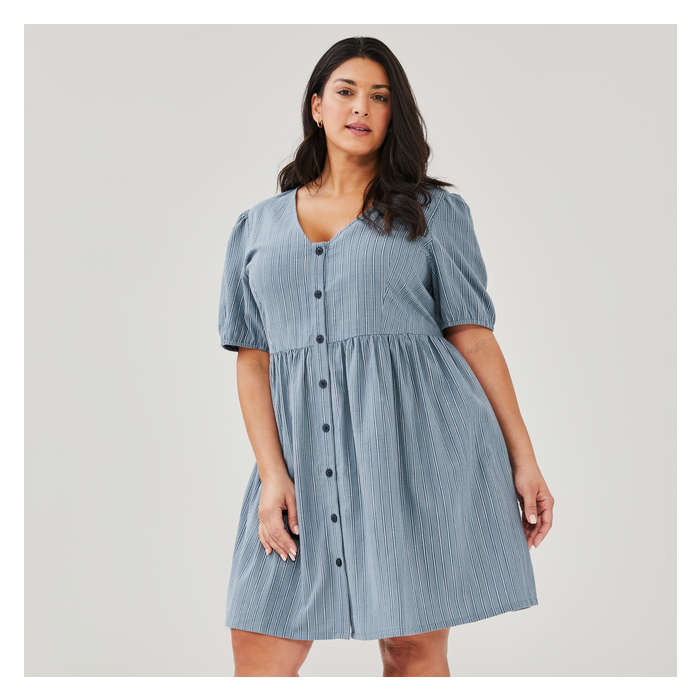 Aux Femmes Robe midi boutonnée à rayures Femmes+ - Bleu Cendré